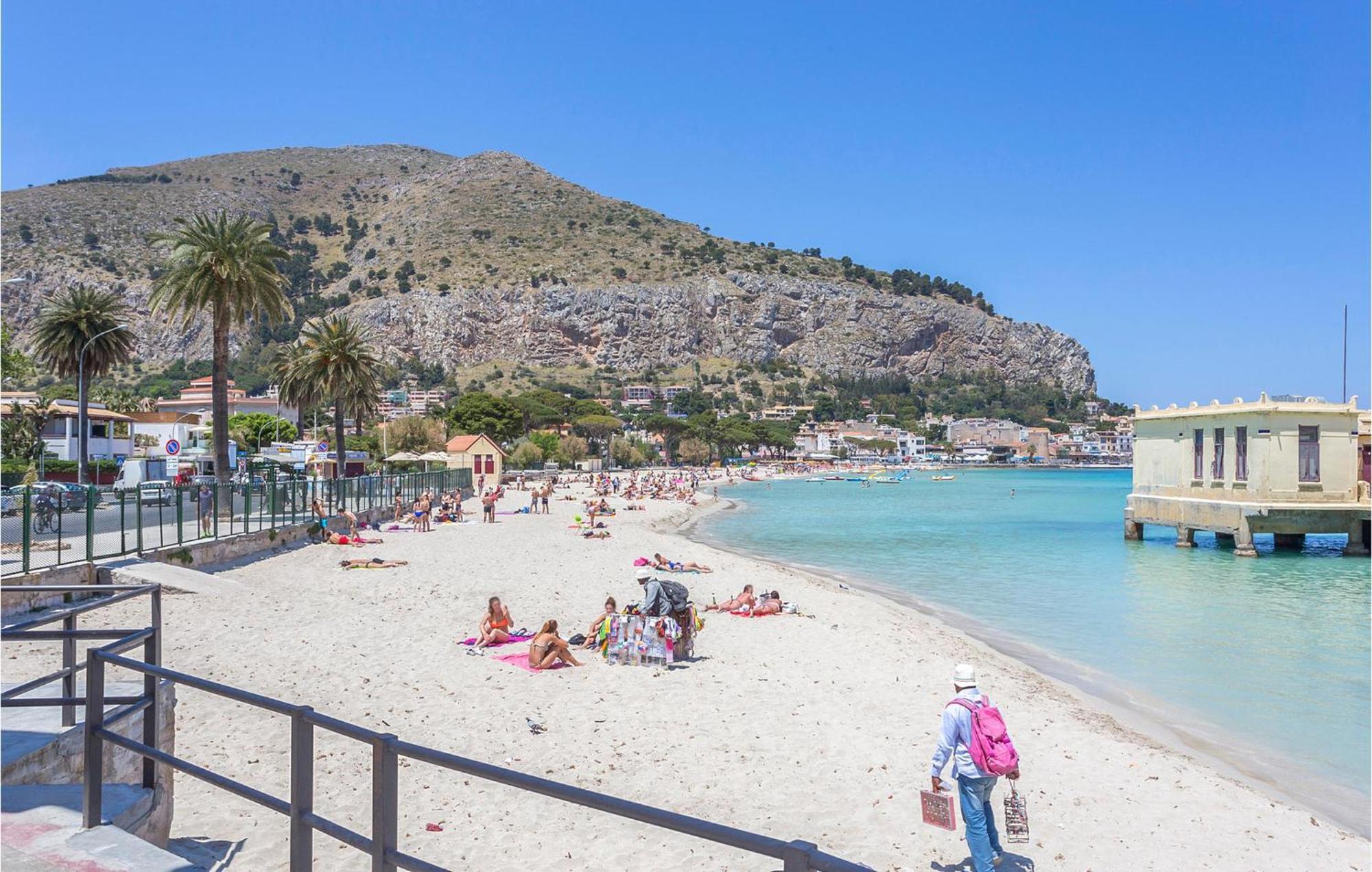 Mono 2 Apartment Lido di Mondello Bagian luar foto